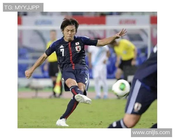 日本足球明星的炫酷风采与传奇故事揭秘