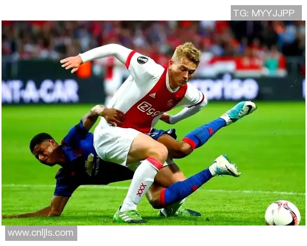 荷兰足球明星的成长之路与辉煌成就探秘 荷兰足球明星的成长之路与辉煌成就探秘